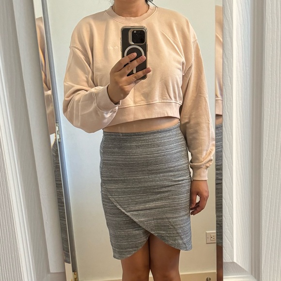 Joe Fresh heather grey stretch tulip pencil skirt small - Picture 3 of 3